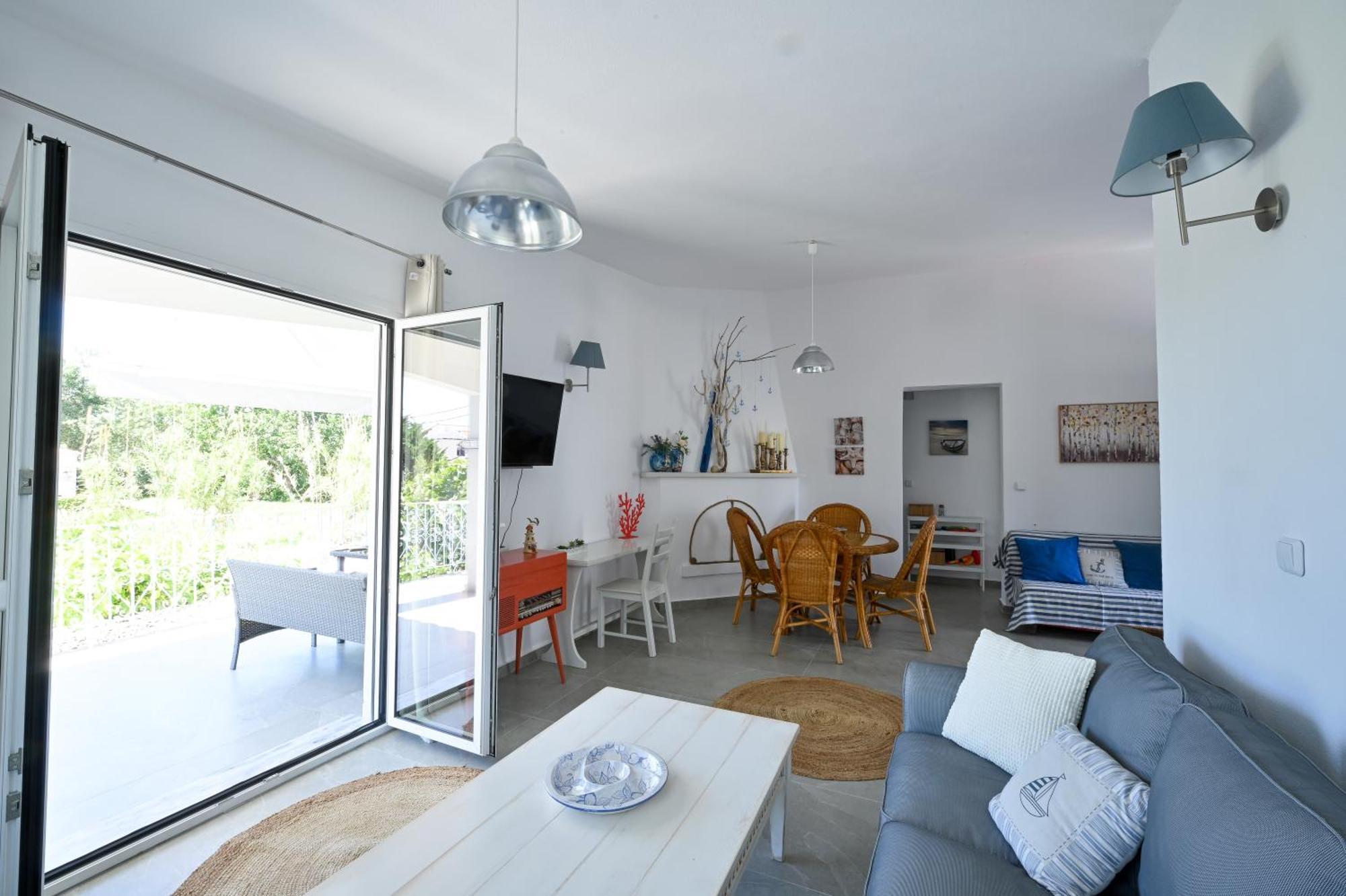 Anchor Villa Troulos Exterior photo