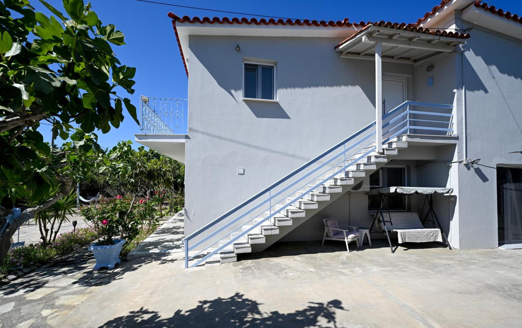 Anchor Villa Troulos Exterior photo